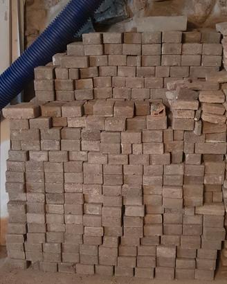 Mattoncini autobloccanti pavimento cortile giardin