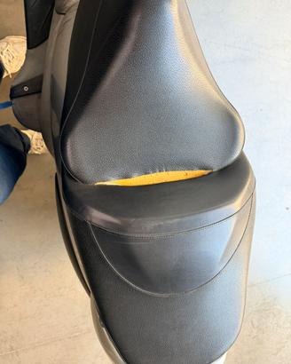 Piaggio Beverly 200 – Anno 2003 – €350