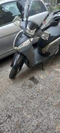 Scooter Honda SH 300 ABS