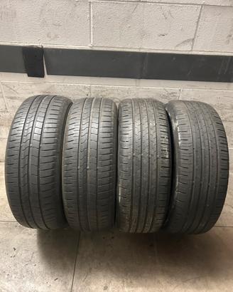 Gomme 215/60/16