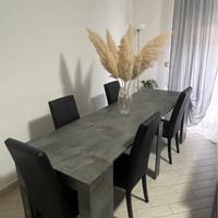 Tavolo consolle allungabile con sedie