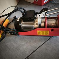 Paranco Elettrico con cavo 18 mt e braccio da 600K