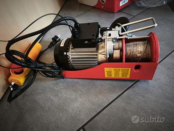 Paranco Elettrico con cavo 18 mt e braccio da 600K