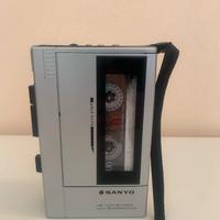 Walkman vintage cassette recorder Sanyo M1010