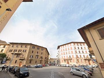 Quadrilocale con terrazza a vista città-STATUTO