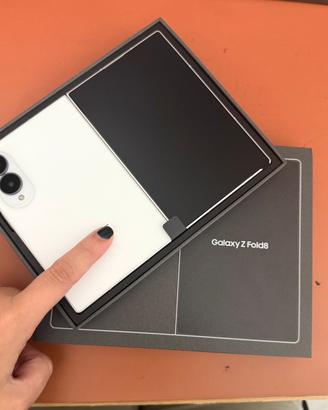 Samsung Galaxy Fold 8 - 256 GB nuovo da attivare