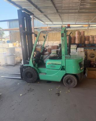 Muletto Mitsubishi diesel 20 qt