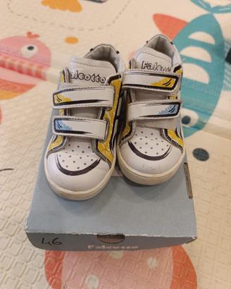Scarpe Falcotto bambino numero 22 a strappo