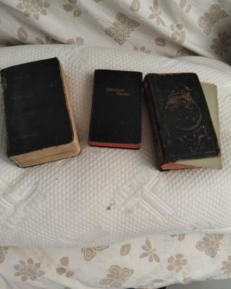 3. libri  di preghiera antichissimi 