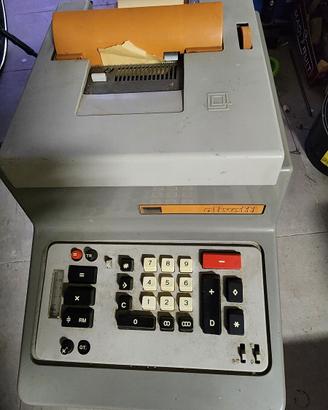 Calcolatrice divisumma 26 G.T.