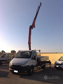 Iveco 65c17 3000cc cassone fisso con grù - 2013