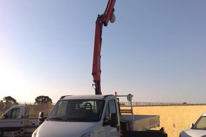 Iveco 65c17 3000cc cassone fisso con grù - 2013