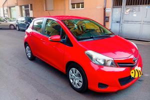 Toyota Yaris 1.0 5 porte Lounge