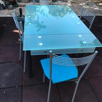 Tavolo vetro con 4 sedie