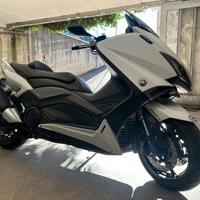 Yamaha Tmax 530