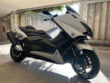 Yamaha Tmax 530