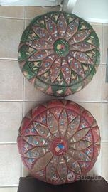 Pouf in pelle di origine egiziana