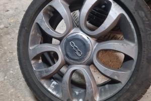 Gomme e cerchi in lega Fiat 500 L
