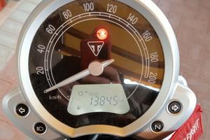 Triumph street twin 900