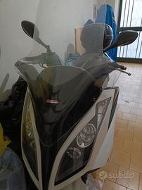 Kymco Downtown 300i - 2012