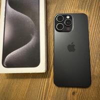 Iphone 15 pro max disponibile 256 e 512 scambi