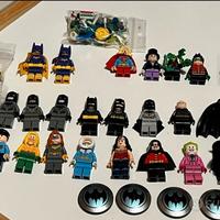 Lego minifigures DC