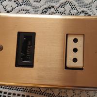 Portafrutto frutto placca bticino magic