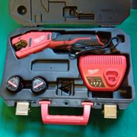 Taglia tubi Milwaukee  Usato 