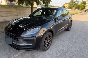 PORSCHE Macan 2.0 T