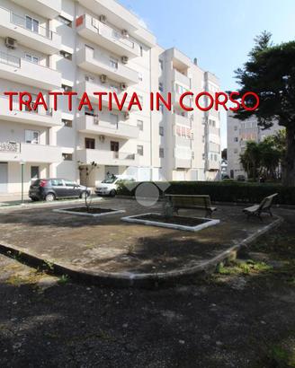 4 LOCALI A BRINDISI
