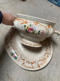 Centrotavola in terracotta decorato