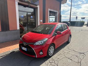 Toyota Yaris 1.4 D-4D 5 porte Lounge 2015