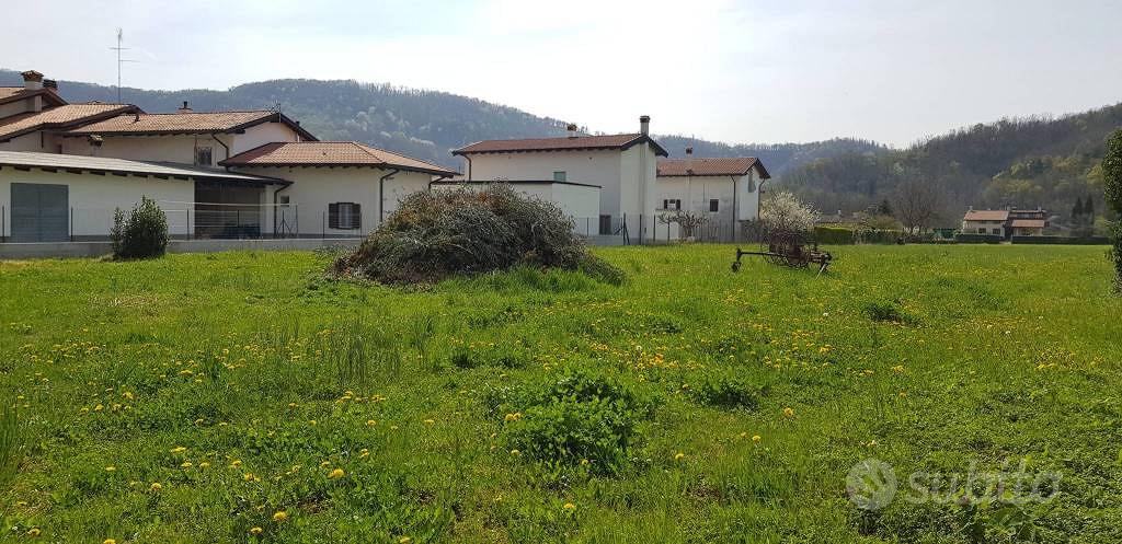 Terreno di 2805 m² a Cividale del Friuli - Vista 2