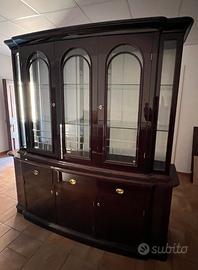 Cristalliera elegante, materiali di qualità.