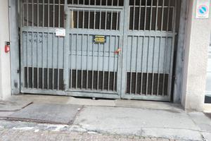 Posto auto coperto via Cipriani 12 - Bologna