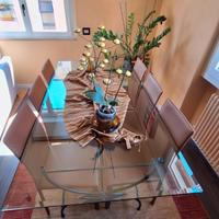 Tavolo in ferro battuto e vetro