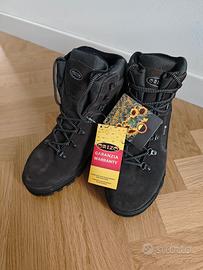 Scarponi da montagna