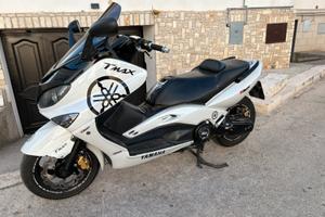 YAMAHA T-MAX 500