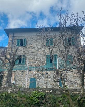 Casa da ristrutturare a Torpiana