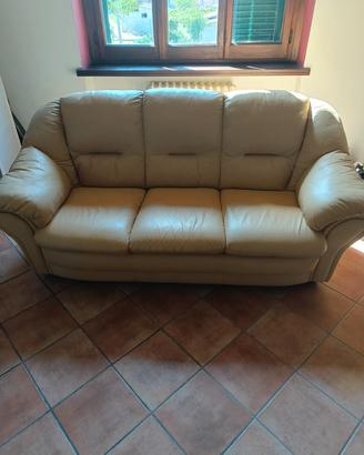 Divano in pelle 3 posti