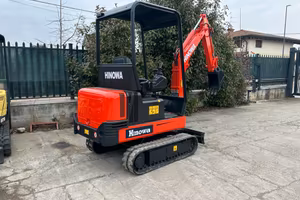 E222 Mini escavatore allargabile 17 q HINOWA