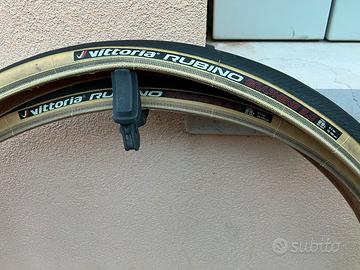 Copertoncini Vittoria Rubino 28