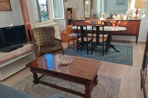 Appartamento arredato (78 mq) in Viale Ippolito Ni