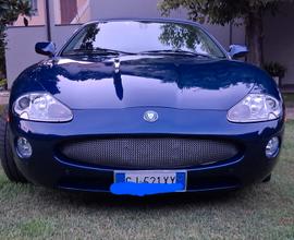 JAGUAR XK8 convertible 4.2