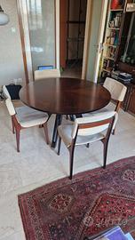 Tavolo tondo e sedie Ico Parisi per Mim 1970