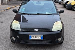 Ford Fiesta 2004