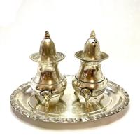Set saliera e pepiera antico argento