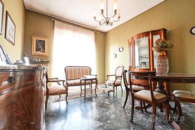 Salotto completo in mogano - anche pezzi separati