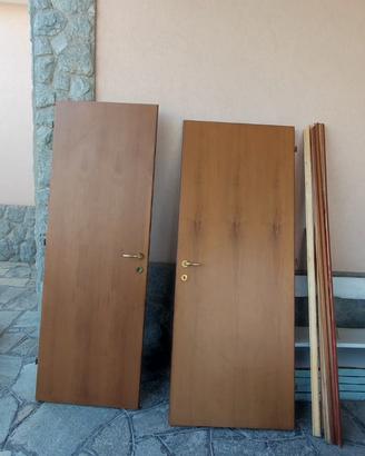 Due porte in legno interni Ferrero