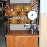 Tavolo in legno massello